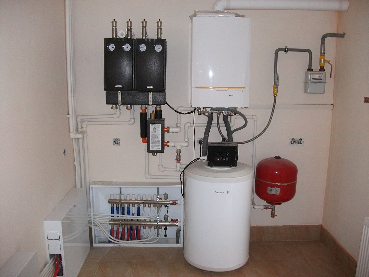 Частный жилой коттедж в Петергофе