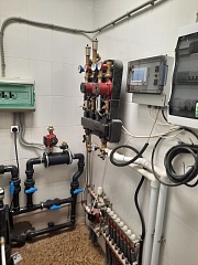 Частный дом с отдельным зданием и тепловым пунктом в Лен. области