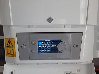 Частный дом с отдельным зданием и тепловым пунктом в Лен. области